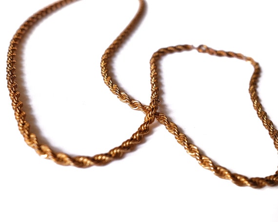 1970s Gold Tone Twist Chain Vintage Necklace - image 2