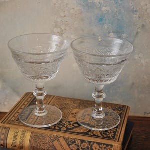 Duncan Miller Vintage Glassware - Etsy