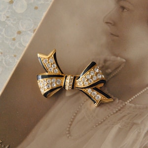 Vintage Swarovski Bow Pin