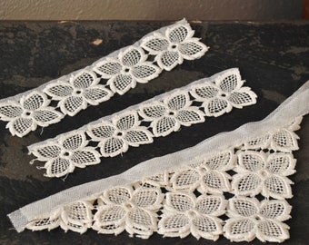 Antique Floral Lace Applique Collar and Cuffs