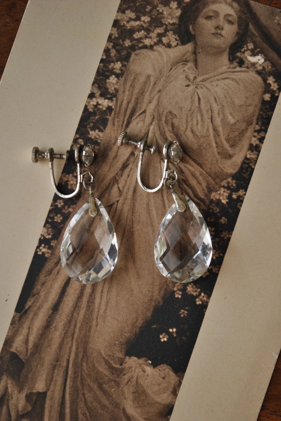 Art Deco Glass Prism Teardrop Earrings - image 3