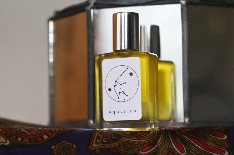 AQUARIUS ZODIAC FRAGRANCE Essential oil gender neutral perfume oil image 4