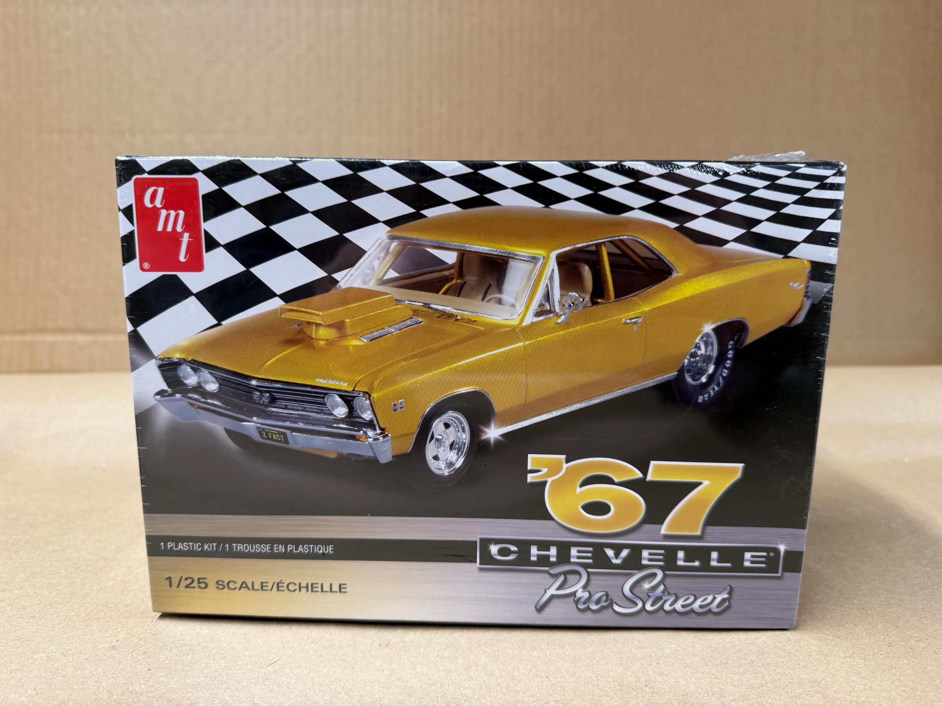 1967 Chevelle PrO StreeT Muscle Car Big Block 396 Chevrolet TUBBED Street  Machine AMT Model Kit 1/25 Scale
