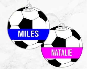 Soccer Luggage Tag, Round Soccer Bag Tag, Gift for Soccer Players, Sports Bag Tag, Custom Luggage Tag, Soccer Team Gift
