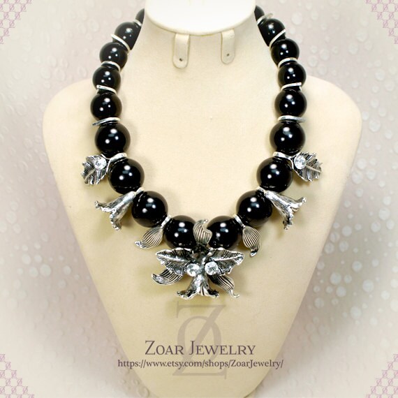 Black Flower Statement Necklace Black 