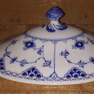 RC Royal Copenhagen lid for bowl mustelmalet