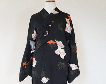 Antique Black Silk Awase Lined Kimono, wzór książki, japońska moda, komon, autentyczne kimono, japoński jedwabny szlafrok, czarne kimono, DUŻY