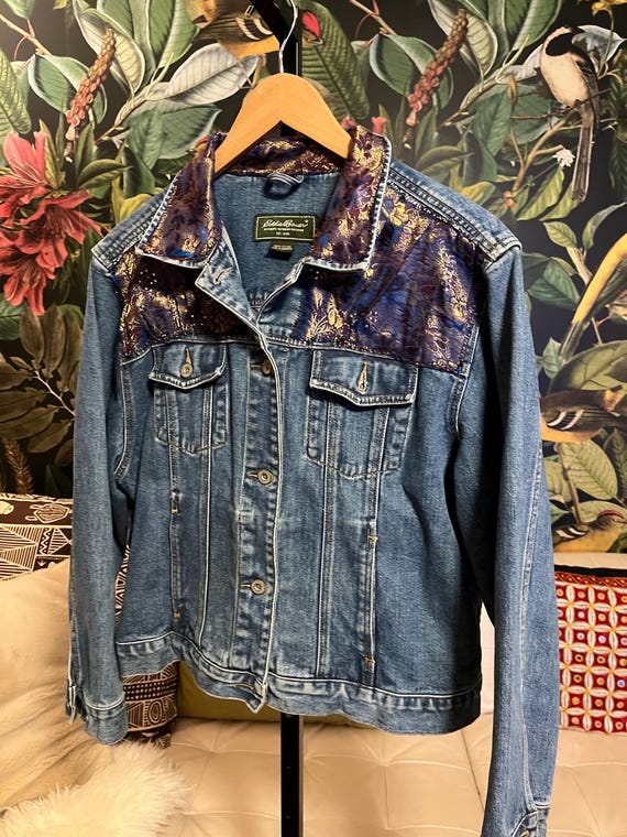 10’s eddie bauer denim work jacket Eddie Bauer 90s Blue Denim Trucker Button Jean Jacket Mens Size