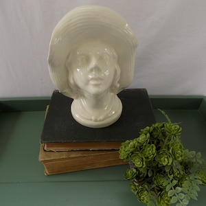 Vintage White Lady Head Vase with Large Hat - Glamour Girl Vase Planter with Sun Hat Bonnet - White Ceramic Head Vase - Made in Japan