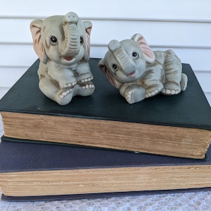 Vintage HOMCO Ceramic Elephant Figurines - Set of 2