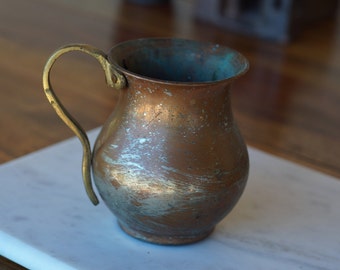 Kleine ägyptische Kupfer Vase Krug