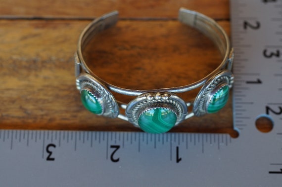 Dav Benally Amazing Native American Navajo Gaspeite Sterling Silver Bracelet Cuff Dav Benally Amazing Native American Navajo Gaspeite Sterling Silver Bracelet Cuff