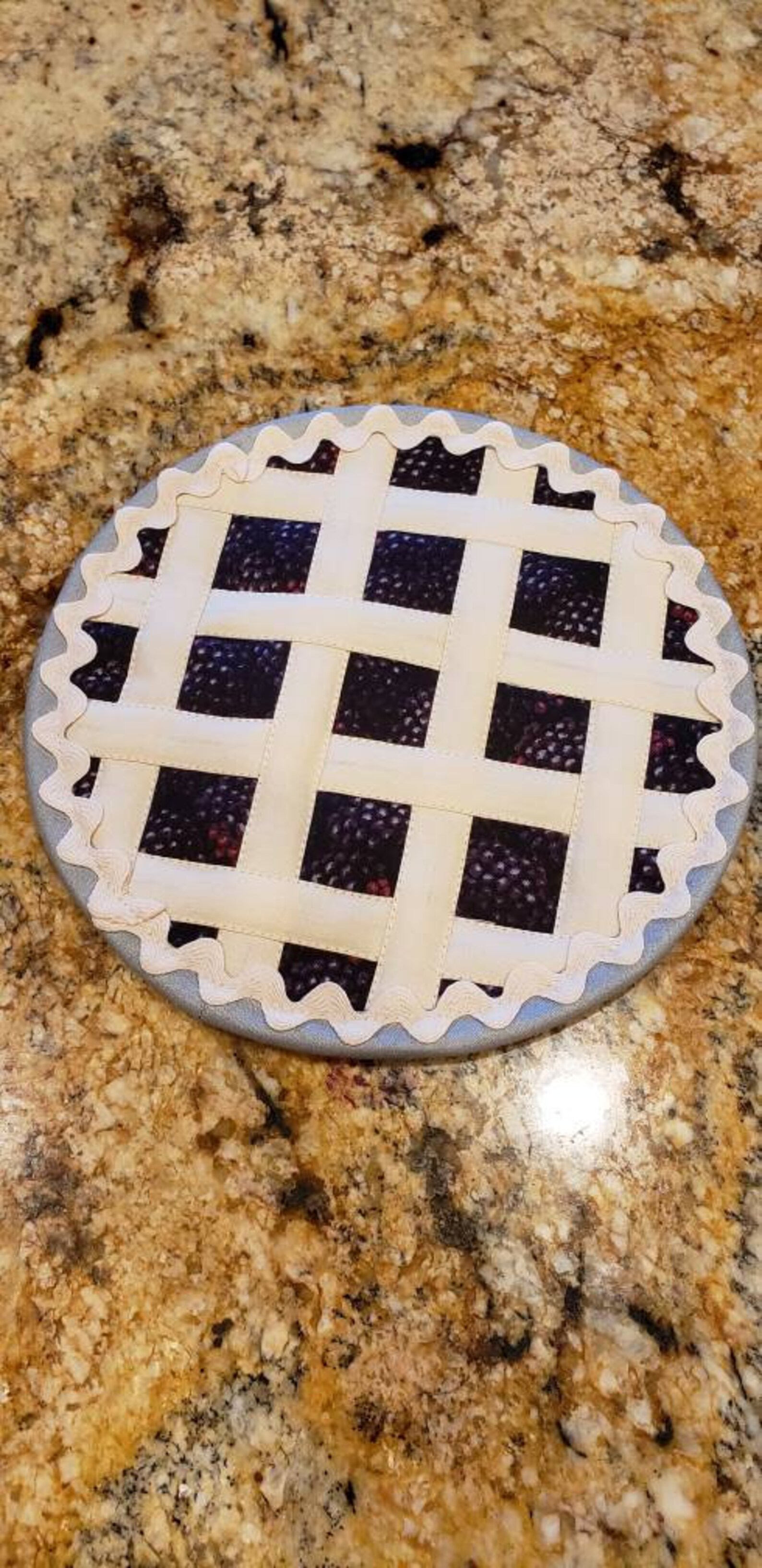 Fruit Pies quilted/ Hot Padhotpads/ pot holders / trivet / Etsy