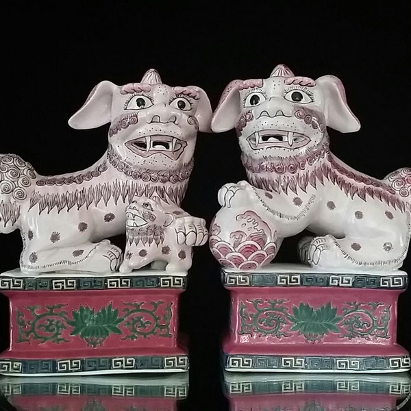 SALE Pink Pair of Porcelain Foo Dog Statue Sculpture Fu Dog Budda Fo Dog of Fo Chinese Religious