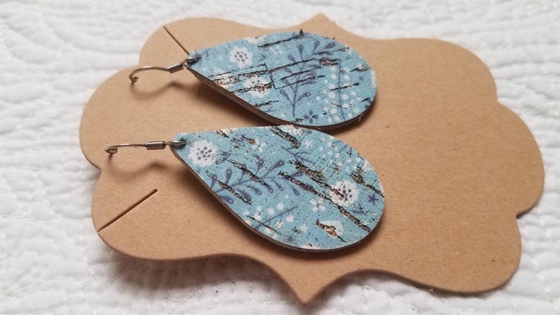 Cork Mini Teardrop Earrings in Blue Floral Blue Floral Cork Leather Earrings