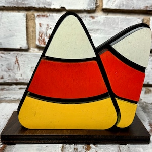 Candy Corn Wood Decor, Candy Corn Decor, Arte del legno, Decorazione di Halloween, Due Candy Corn, 3D Candy Corn