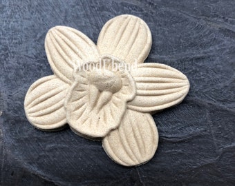 WoodUBend - 347 - Flor - Medidas Aprox. 1.93" x 1.89"