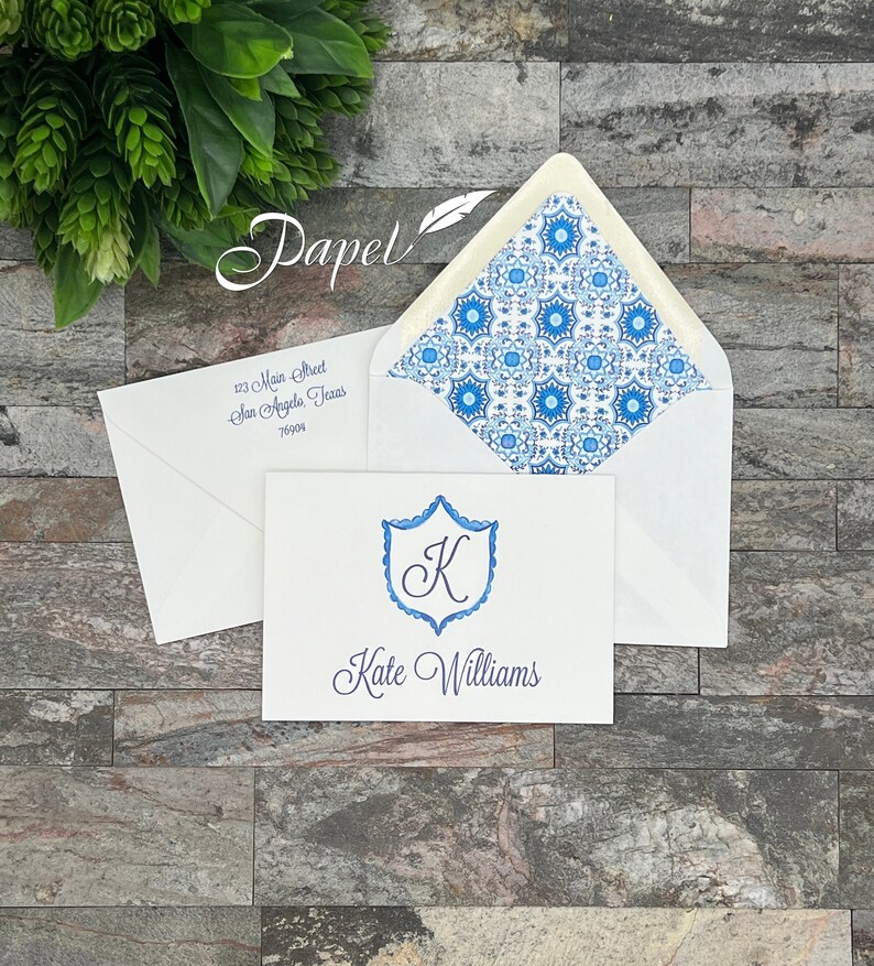 Set of 25 Personalized Foldover Notecard with printed return address and envelope liner, Thank you correspondence, Blue Scallop Medallion image 1