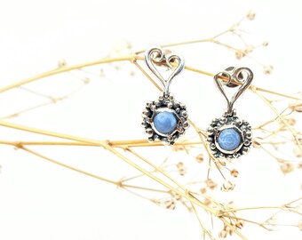 Magna Hart zilveren oorbellen met blauwe opaal