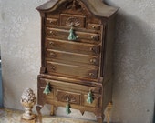 Dollhouse gold Mauve Louis XV style china cabinet . 1 12 Miniature cabinet hand painted. Miniature shabby furniture vintage decor dollhuse.