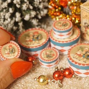 NEW**Dollhouse Vintage Christmas gifts boxes collection. 1:12 boxes dollhouse miniature christmas decor dolls collectors.