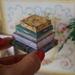 NEW***Dollhouse four Shabby Distressed hard boxes set 2. 1:12 Miniature old storage boxes for Dollhouse.