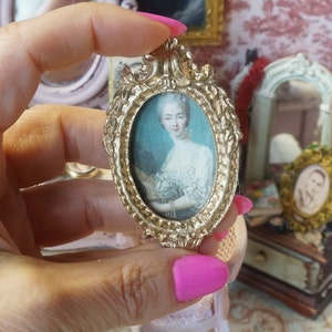 NEW**Dollhouse romantic french frame picture. 1:12 Miniature frame dollhouse print fabric picture. Decor miniature brocante style gold.