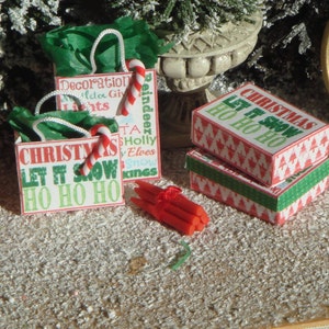 Dollhouse Christmas Set of bags and boxes. 1:12 Miniature chritsmas decor for dollhouses.