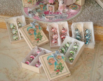 NEW COLORS***Dollhouse Christmas green ornaments in gift box. 1:12 Miniature Christmas for Dollhouses.