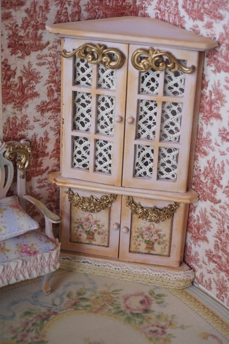 OOAK Dollhouse en mal estado vintage muebles de armario de | Etsy