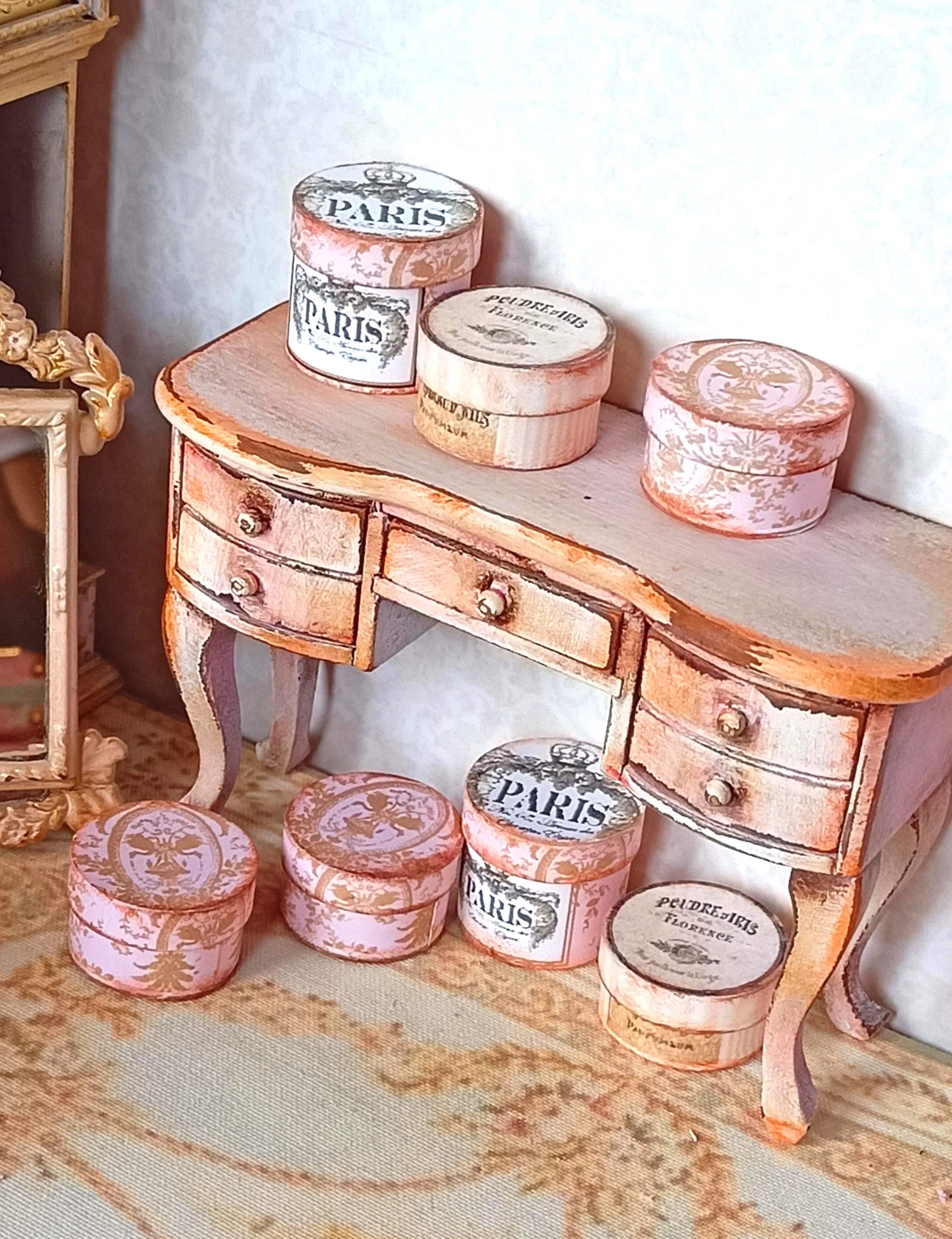 NEW***Dollhouse shabby paris hat boxes. 1:12 Miniature romantic boxes wardrobe decor complements ladies powder tiny boxes.