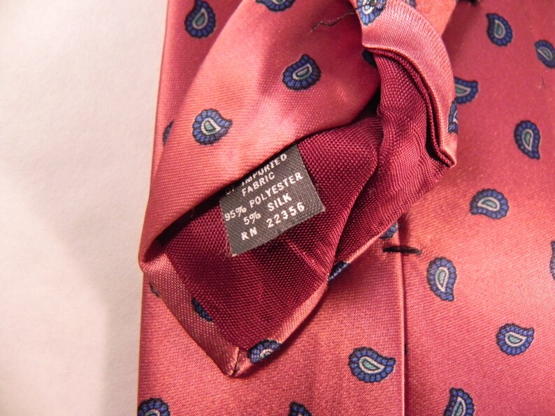 Vintage Mans Necktie Dusty Rose with Small Paisley Prints by Designer Adolfo