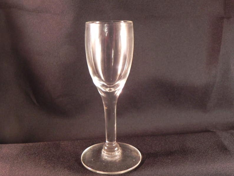 Vintage Liquor/cordial Glasses With Stems Total of 6 Etsy