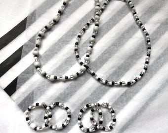 crystal - black and white and crystal colour beads bracelet and toe ring/ring set