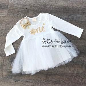 Snowflake First Birthday Dress, First birthday outfit girl, Onederland, Winter wonderland birthday outfit, Cake smash outfit, Frozen party