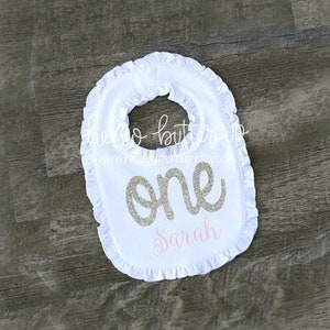 First Birthday Outfit Girl, Personalized First birthday bib, Cake smash outfit, Girls first birthday outfit, Birthday bib, 1st birthday bib