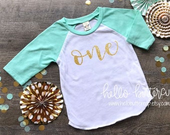 Girls 1st Birthday Outfit, First Birthday Outfit Girl, 1st birthday girl, 1st Birthday Shirt, Cake Smash Outfit, One Shirt Girl, Wild One
