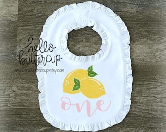 Lemon First Birthday Outfit Girl, Lemonade Birthday, First birthday bib, Cake smash outfit, Girls first birthday outfit, Garden party, bib