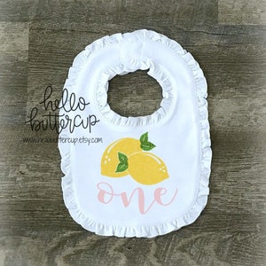 Lemon First Birthday Outfit Girl, Lemonade Birthday, First birthday bib, Cake smash outfit, Girls first birthday outfit, Garden party, bib