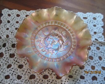 Carnival glass bowl - ruffled edge