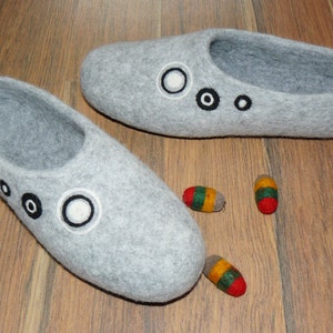 Felted slippers. Ecological wool slippers. Hand-made home shoes