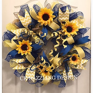 Sunflower Blue, Burlap and Yellow Deco Mesh Wreath/Sunflower Wreath/Burlap Sunflower Wreath/SpringWreath/Summer Wreath/Fall Wreath