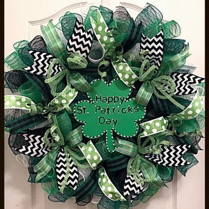 St Patricks Day Deco Mesh Wreath/Shamrock Wreath/Green Wreath/Saint Patricks Day Wreath/Spring Wreath