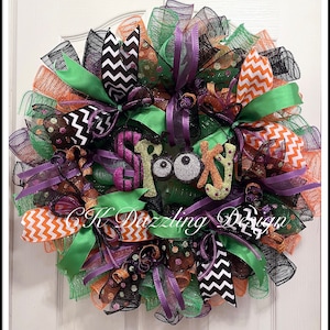 Halloween Spooky Deco Mesh Wreath/Spooky Halloween Wreath/Halloween Wreath/Purple, Black and Orange Halloween Wreath/Trick or Tre