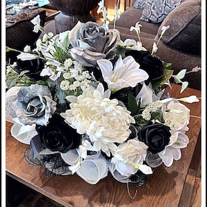 20” Silver white and black table arrangement/Silver Rose table arrangement/Silver black and white rose centerpiece
