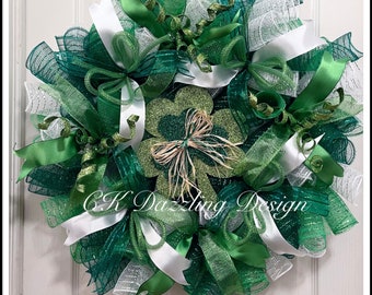 St Patrick's Day Shamrock Deco Mesh Wreath/ Saint Patrick's Day Wreath/ Green Wreath/Shamrock Wreath/Spring Wreath