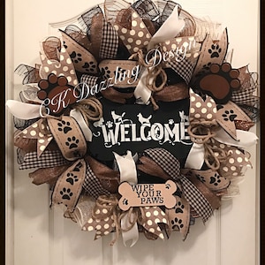 Dog welcome deco mesh wreath/dog bone Wreath/welcome dog wreath/Brown dog wreath/Bone Wreath/Dog Wreath