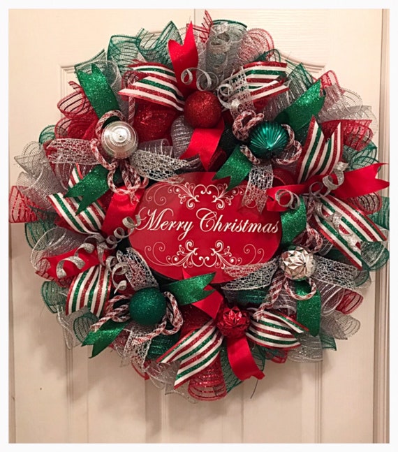 Candy Striped Merry Christmas Deco Mesh Wreath/christmas Wreath/merry Christmas  Wreath/red, Green and White Christmas Wreath - Etsy Norway