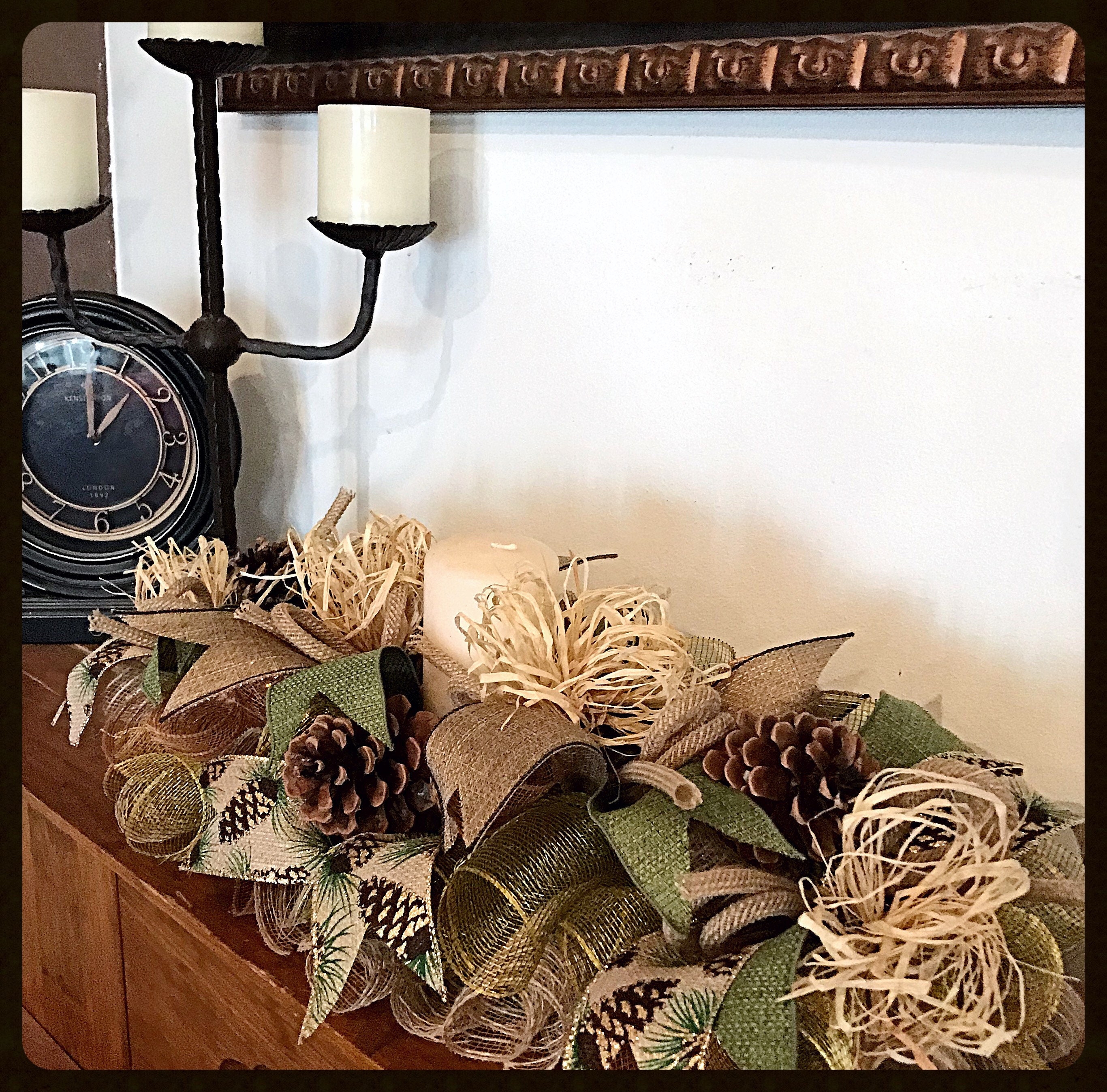 20 inch burlap moss pinecone Deco mesh arrangement/pinecone arrangement/rustic arrangement/Burlap arrangement