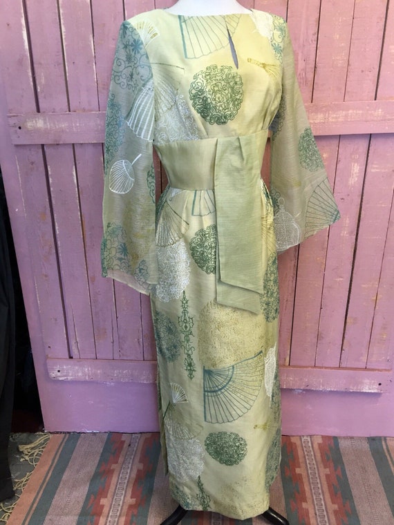 Alfred Shaheen Vintage 60's Novelty print Pake Muu